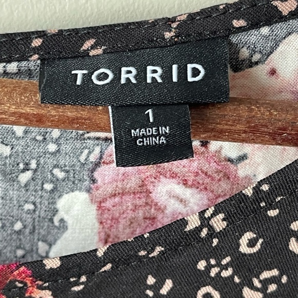 Torrid Black Floral Challis Shift Dress 1X - Picture 8 of 11